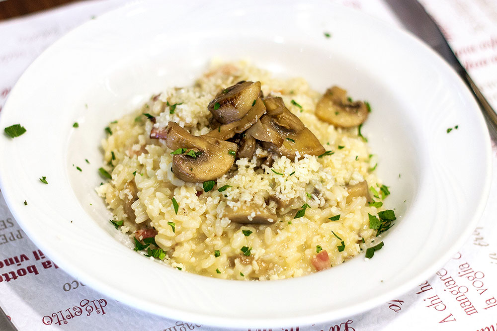 Risotto con funghi e pancetta