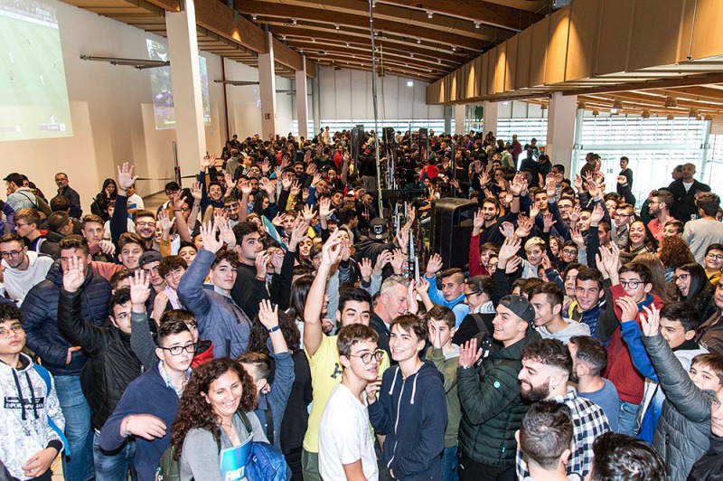 Play Corolla, divertimento senza confini